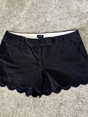 J. Crew | Classic Black Linen/Cotton Blend Scalloped Hem Shorts Size 6